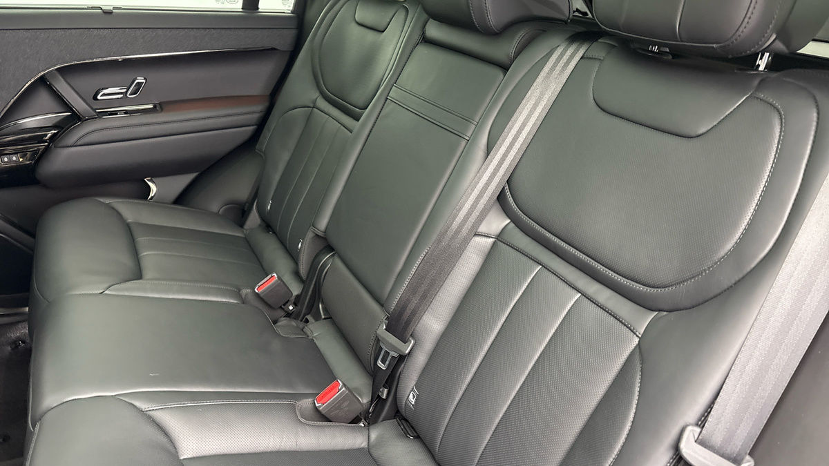 Used Land Rover Range Rover Sport 2024 for sale - 77494483: Photo 8