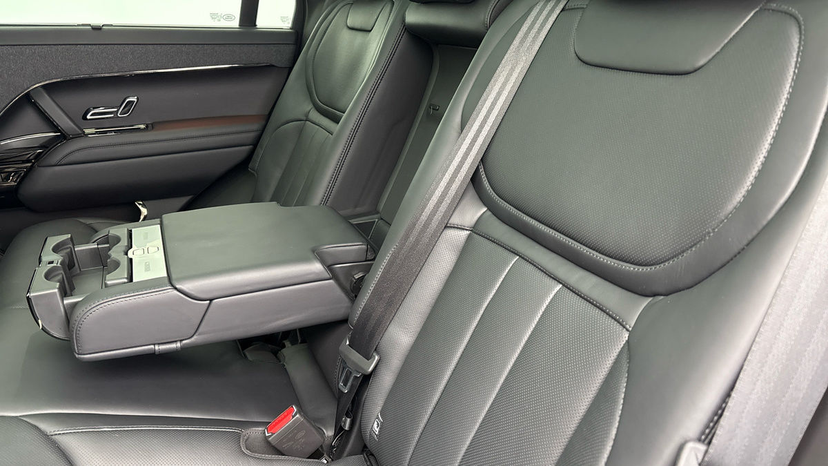 Used Land Rover Range Rover Sport 2024 for sale - 77494483: Photo 9