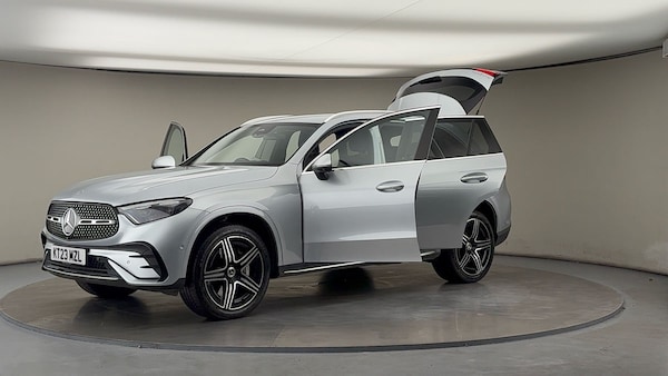Used Mercedes-Benz GLC 2023 for sale - 76211102: Photo 22