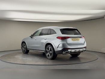 Used Mercedes-Benz GLC 2023 for sale - 76211102: Photo