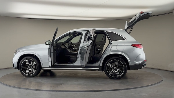 Used Mercedes-Benz GLC 2023 for sale - 76211102: Photo 47