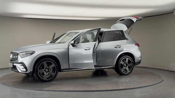Used Mercedes-Benz GLC 2023 for sale - 76211102: Photo 49
