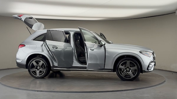 Used Mercedes-Benz GLC 2023 for sale - 76211102: Photo 56
