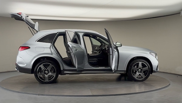 Used Mercedes-Benz GLC 2023 for sale - 76211102: Photo 57