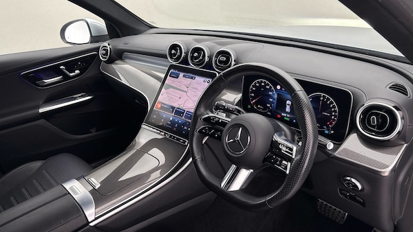 Used Mercedes-Benz GLC 2023 for sale - 76211102: Photo 5