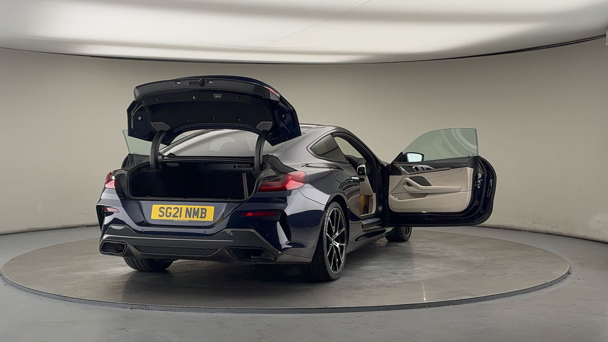 Used BMW 8 Series 2021 for sale - 76357240: Photo 60