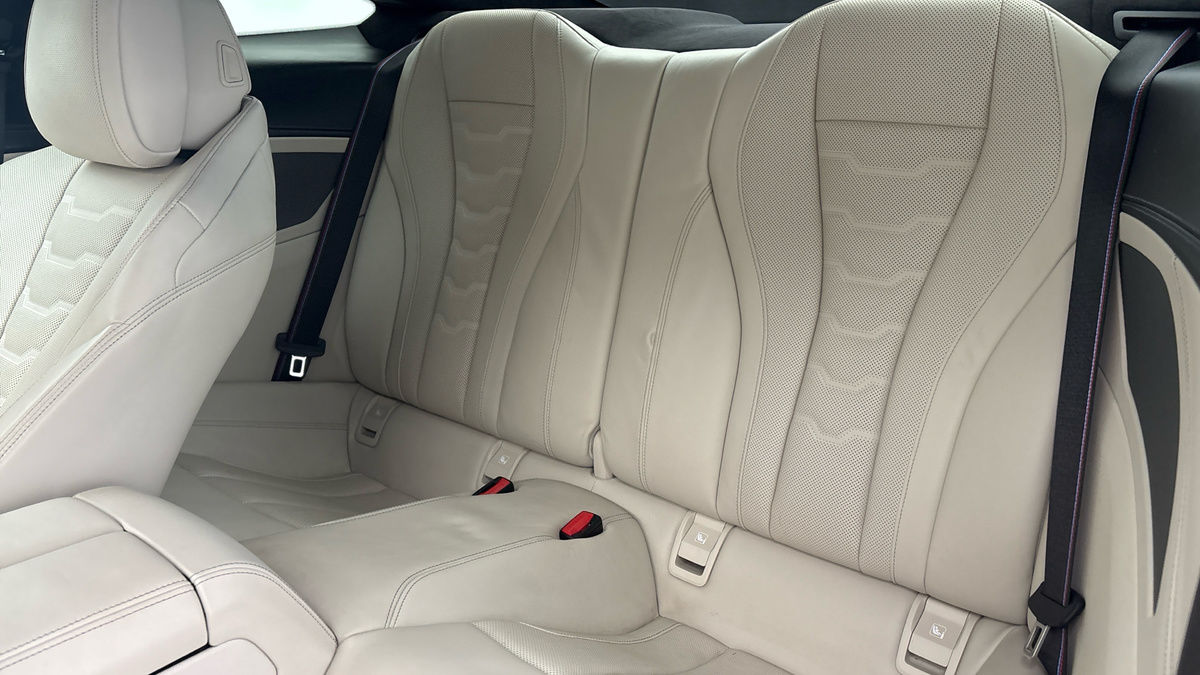 Used BMW 8 Series 2021 for sale - 76357240: Photo 8