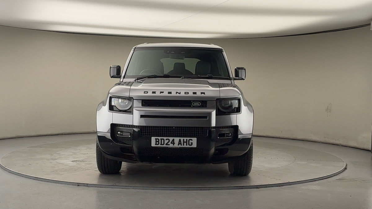 Used Land Rover Defender 110 2024 for sale - 77622201: Photo 3