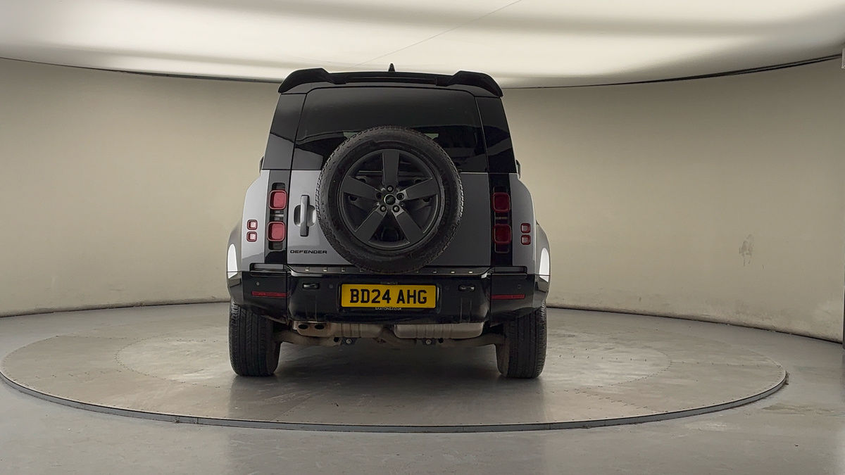 Used Land Rover Defender 110 2024 for sale - 77622201: Photo 4