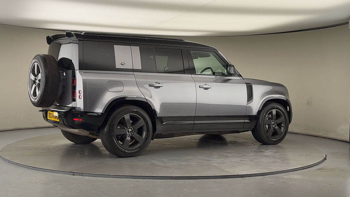 Used Land Rover Defender 110 2024 for sale - 77622201: Photo 41
