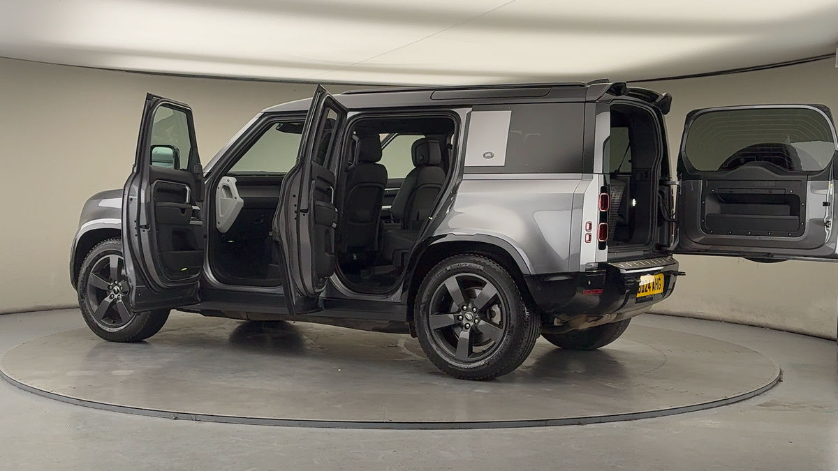 Used Land Rover Defender 110 2024 for sale - 77622201: Photo 48
