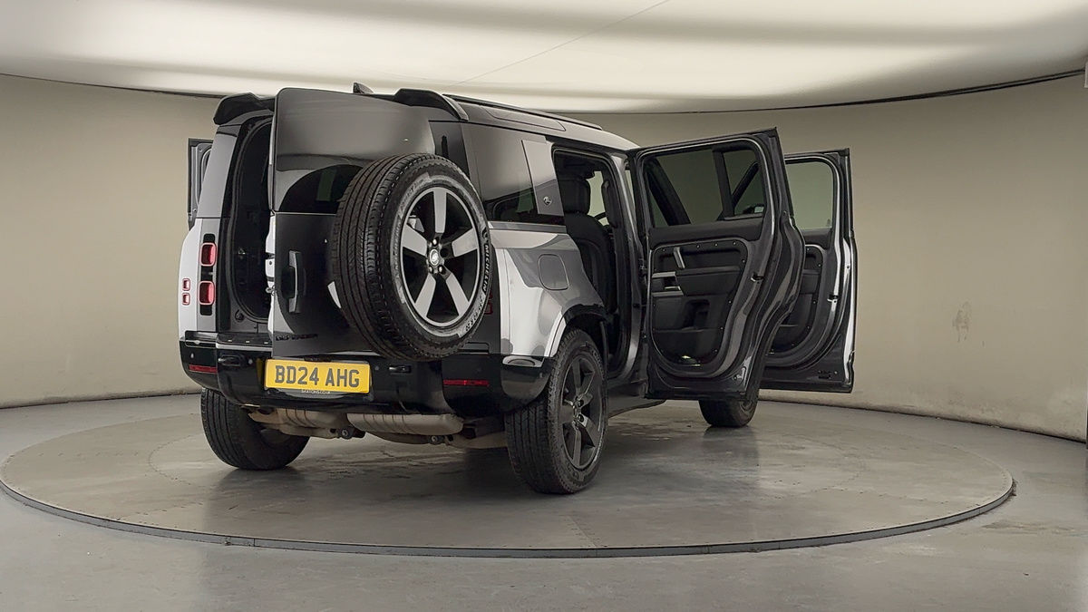 Used Land Rover Defender 110 2024 for sale - 77622201: Photo 62
