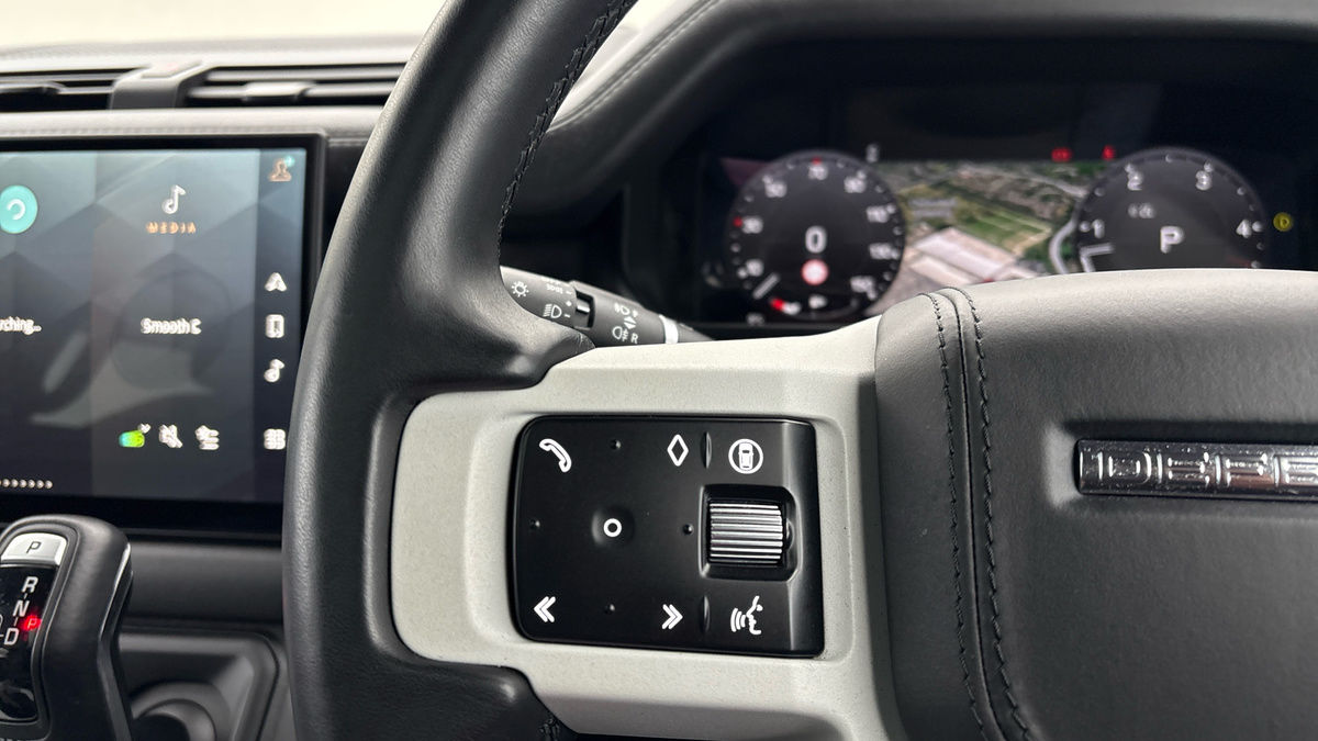 Used Land Rover Defender 2024 for sale - 77906154: Photo 13