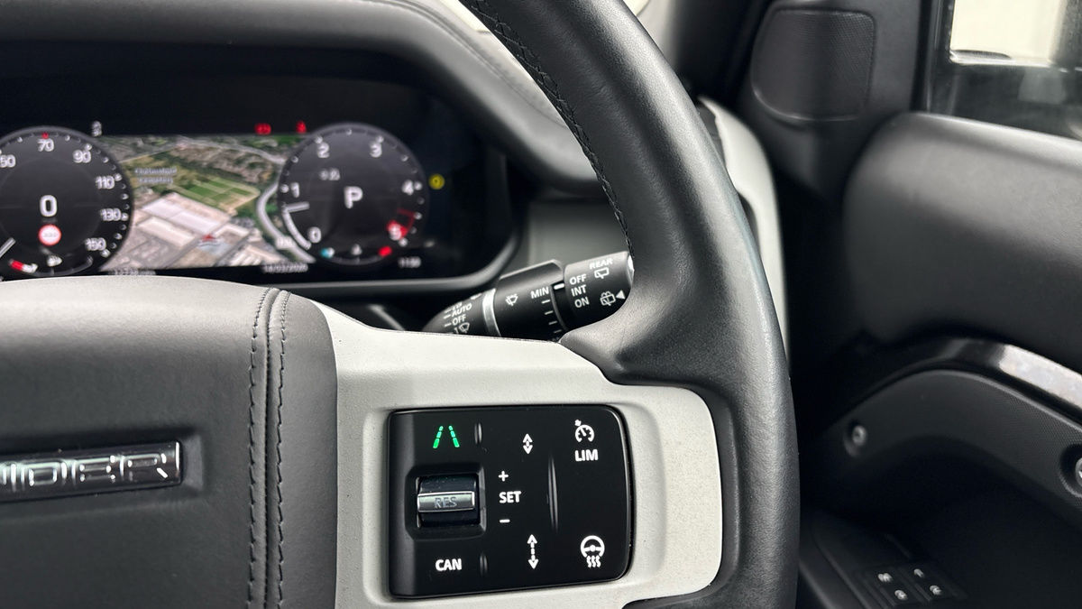 Used Land Rover Defender 2024 for sale - 77906154: Photo 14