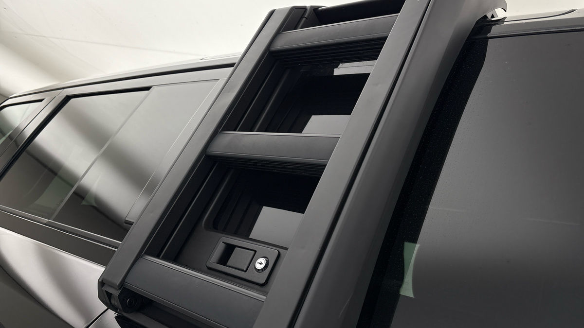 Used Land Rover Defender 2024 for sale - 77906154: Photo 28