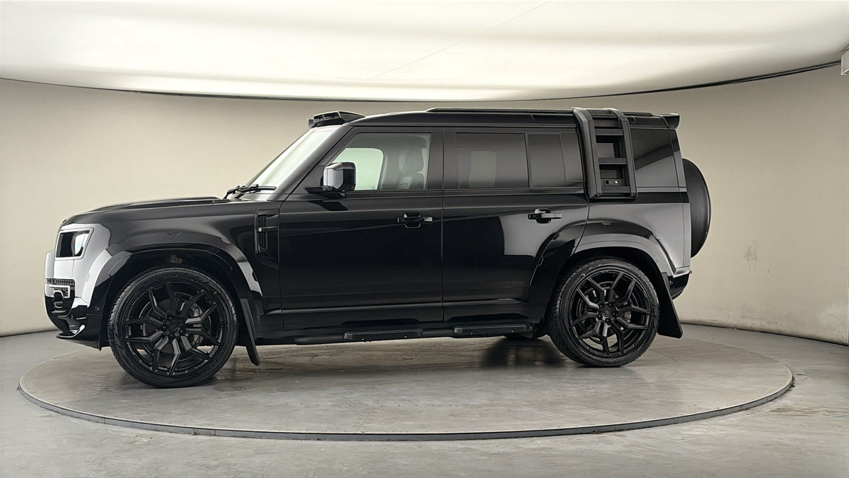 Used Land Rover Defender 2024 for sale - 77906154: Photo 35