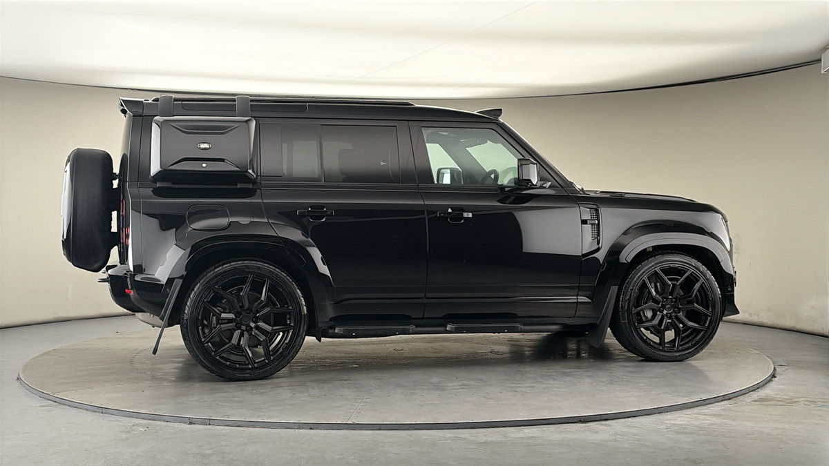 Used Land Rover Defender 2024 for sale - 77906154: Photo 44