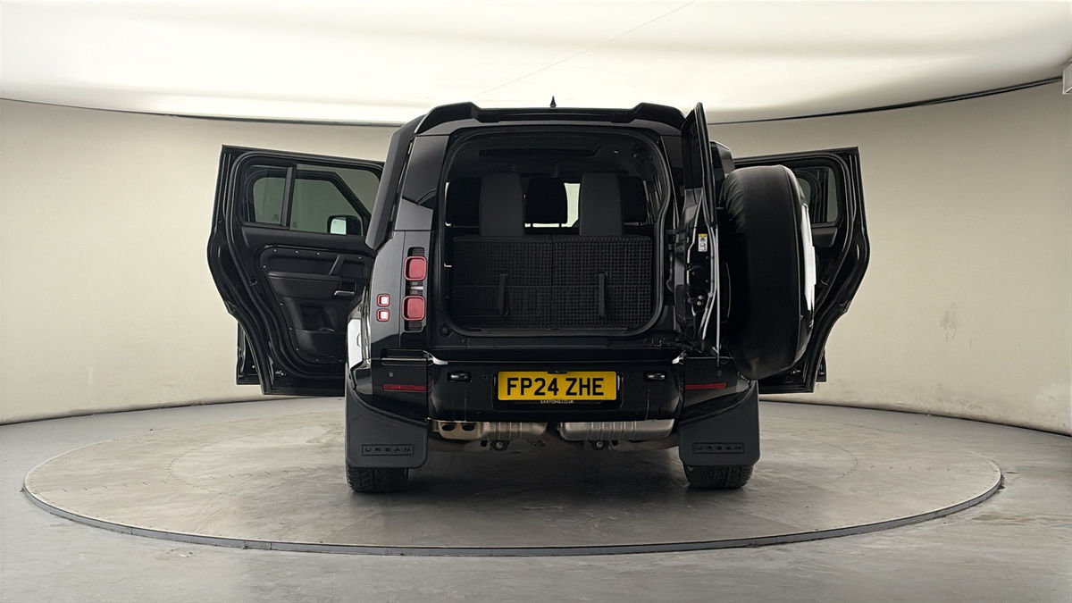 Used Land Rover Defender 2024 for sale - 77906154: Photo 67