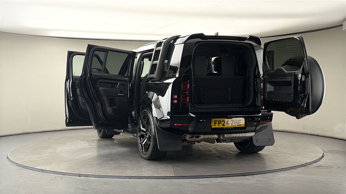 Used Land Rover Defender 2024 for sale - 77906154: Photo 68