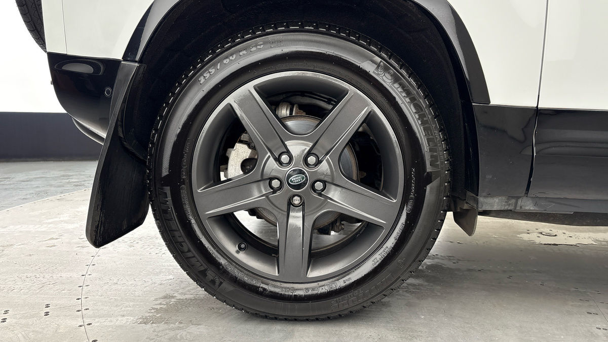 Used Land Rover Defender 90 2022 for sale - 77508224: Photo 10