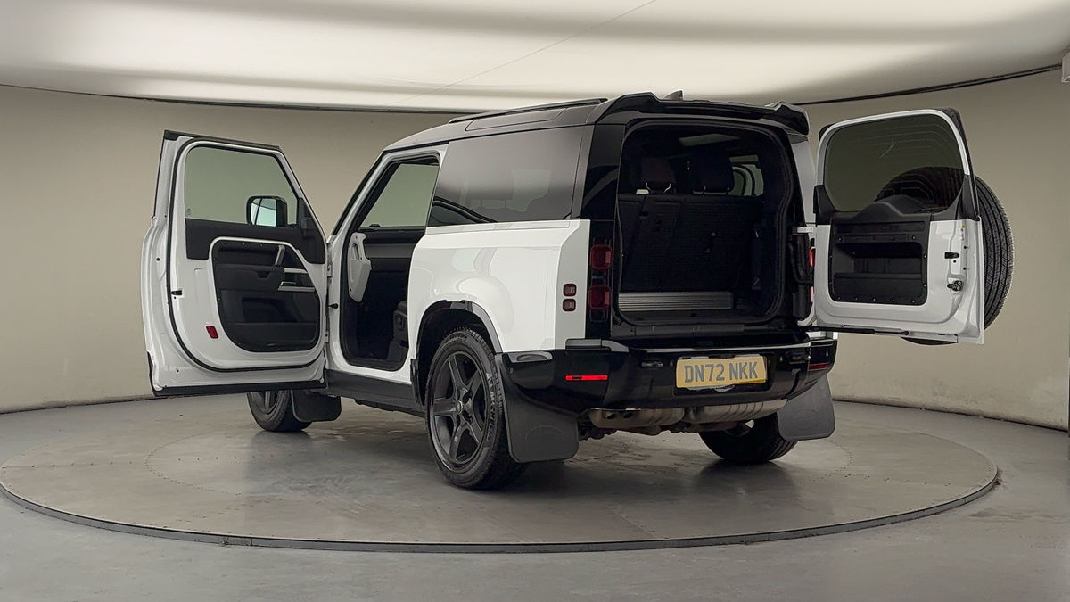 Used Land Rover Defender 90 2022 for sale - 77508224: Photo 23