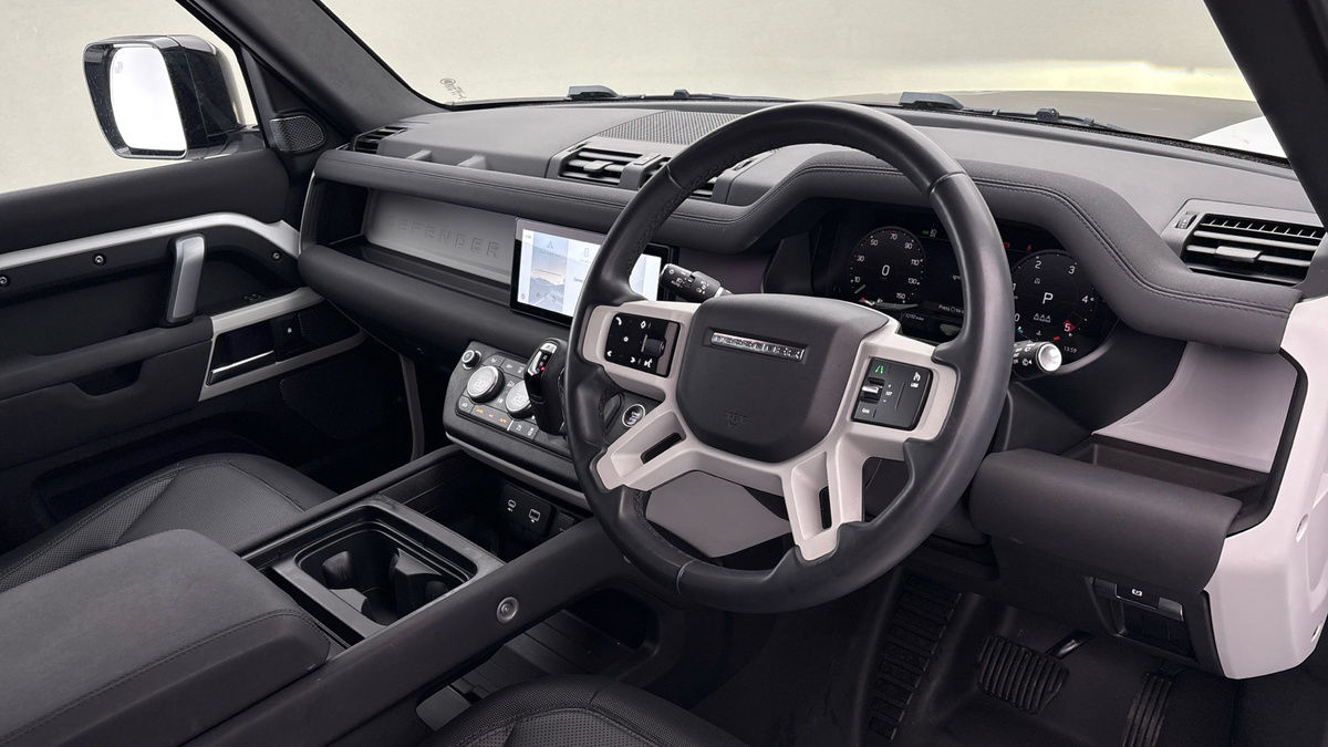 Used Land Rover Defender 90 2022 for sale - 77508224: Photo 5