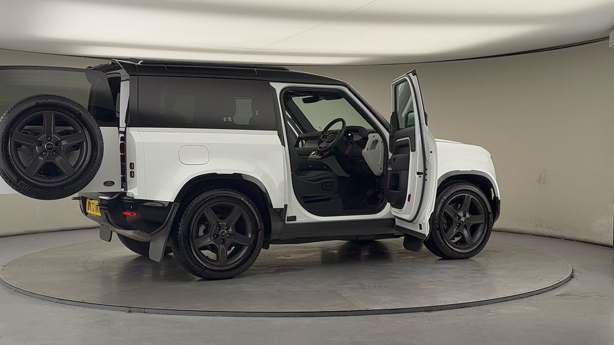 Used Land Rover Defender 90 2022 for sale - 77508224: Photo 58