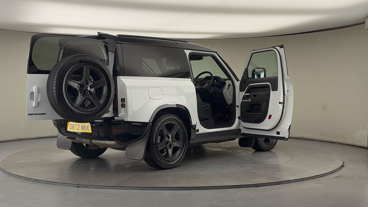 Used Land Rover Defender 90 2022 for sale - 77508224: Photo 59