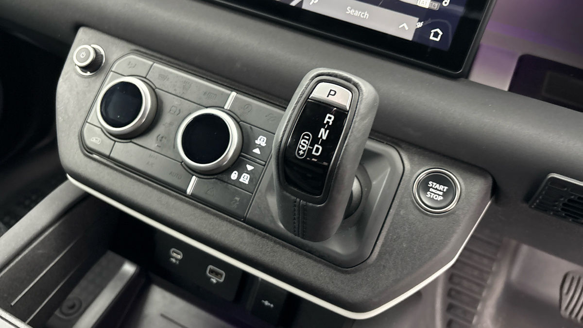 Used Land Rover Defender 90 2022 for sale - 77508224: Photo 6