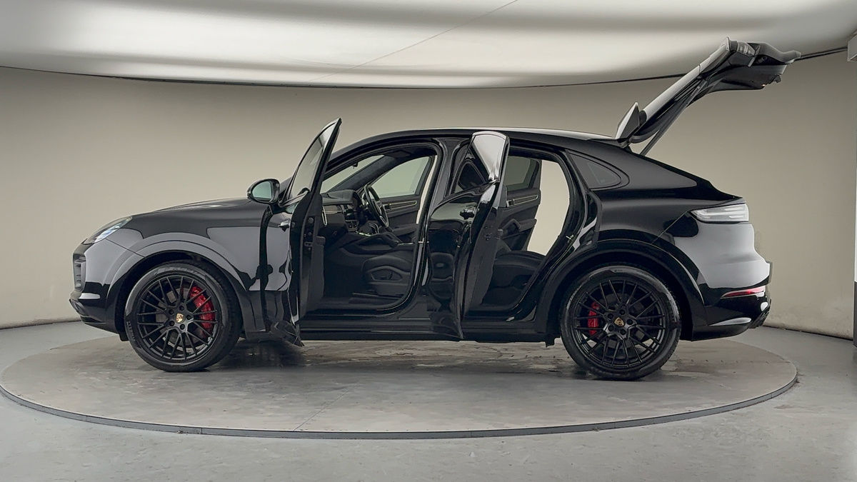 Used Porsche Cayenne 2022 for sale - 77201051: Photo 49