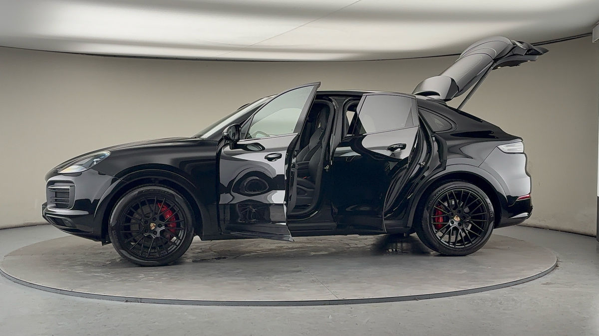 Used Porsche Cayenne 2022 for sale - 77201051: Photo 50