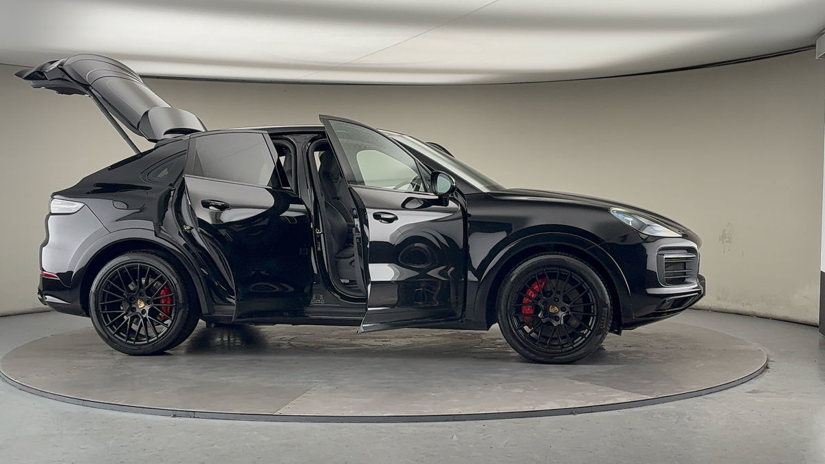 Used Porsche Cayenne 2022 for sale - 77201051: Photo 58