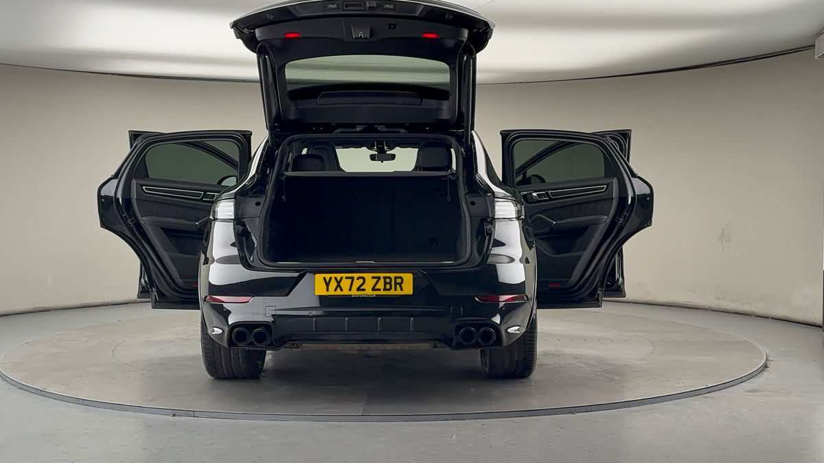 Used Porsche Cayenne 2022 for sale - 77201051: Photo 63