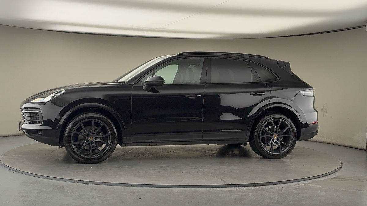 Used Porsche Cayenne 2022 for sale - 77494494: Photo 30