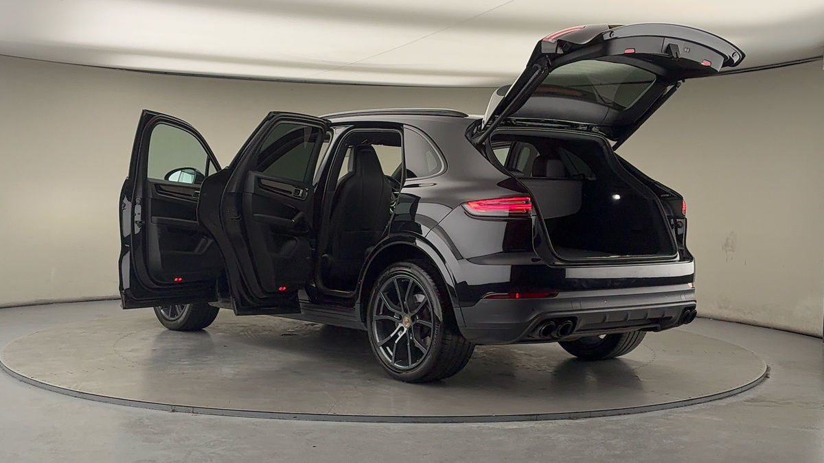 Used Porsche Cayenne 2022 for sale - 77494494: Photo 46