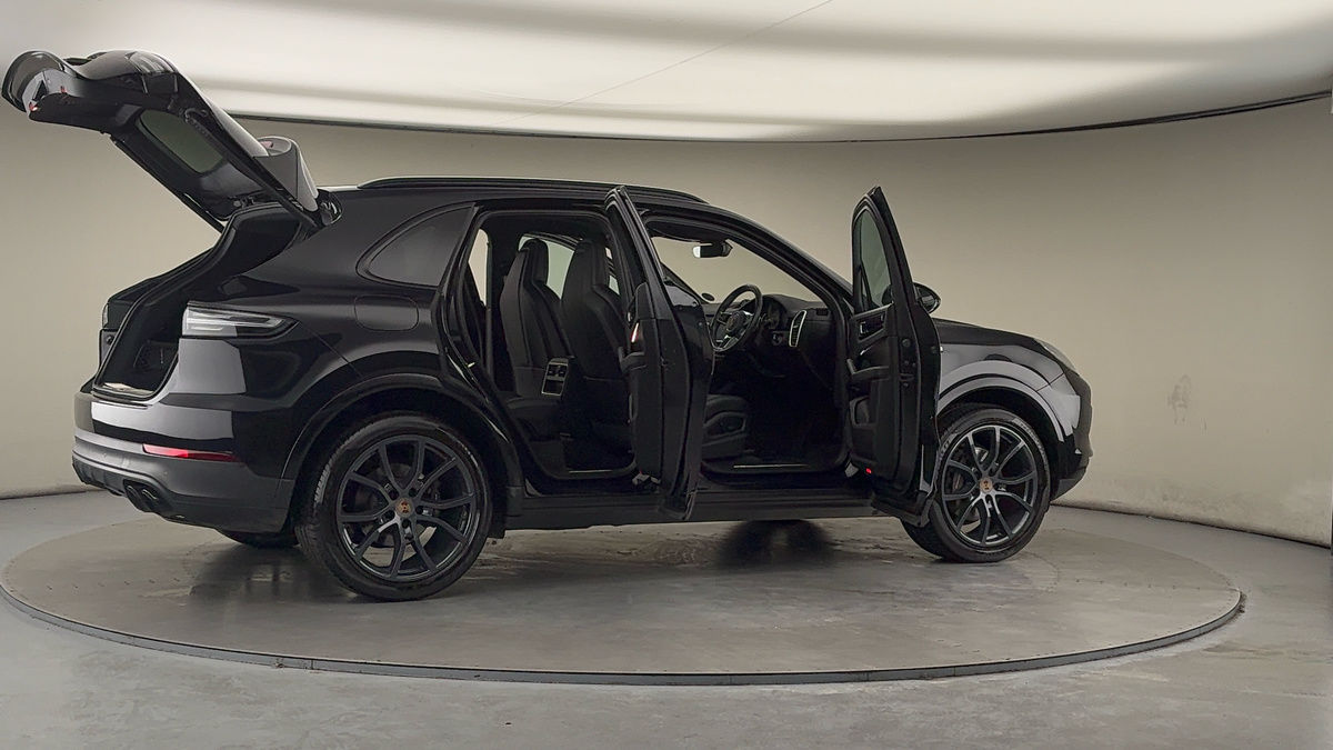 Used Porsche Cayenne 2022 for sale - 77494494: Photo 59