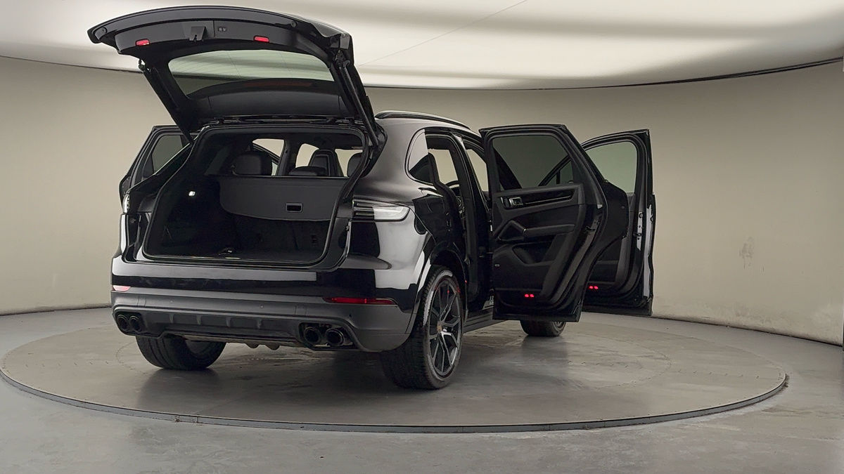 Used Porsche Cayenne 2022 for sale - 77494494: Photo 61