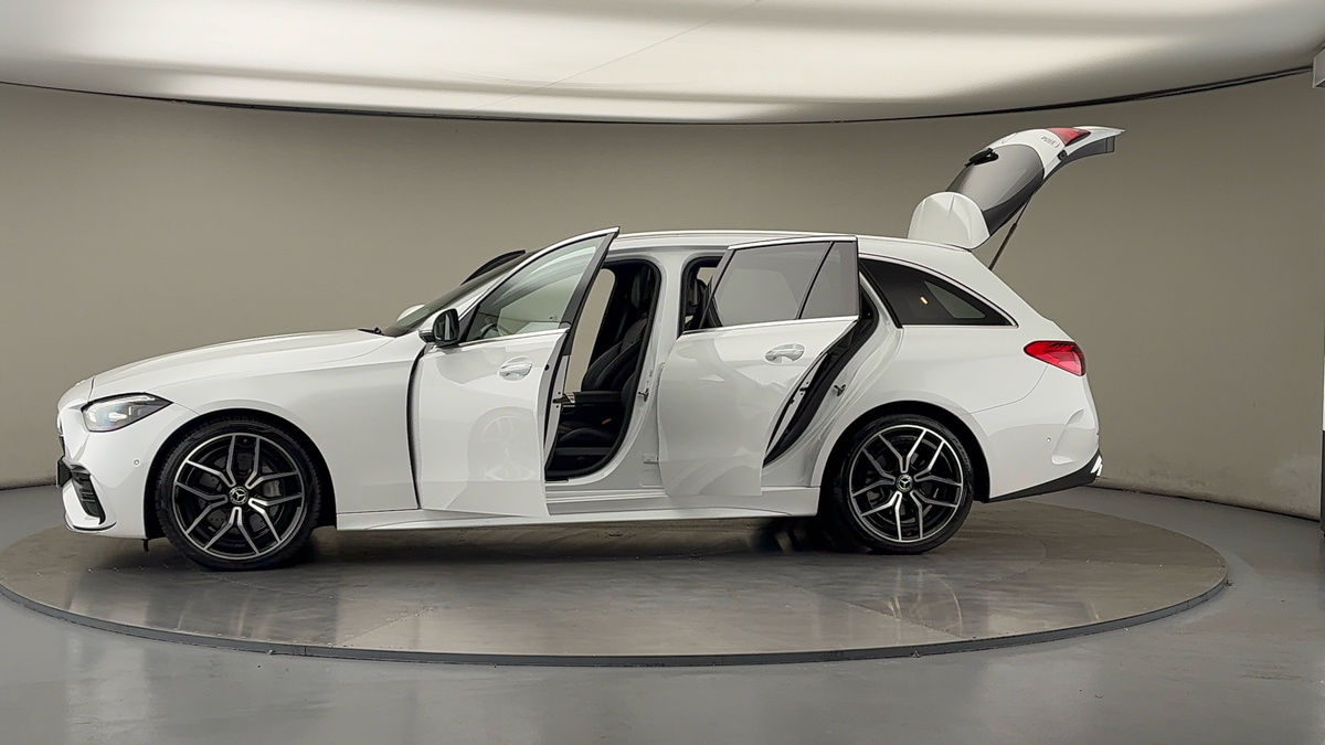 Used Mercedes-Benz C Class 2022 for sale - 75924522: Photo 48