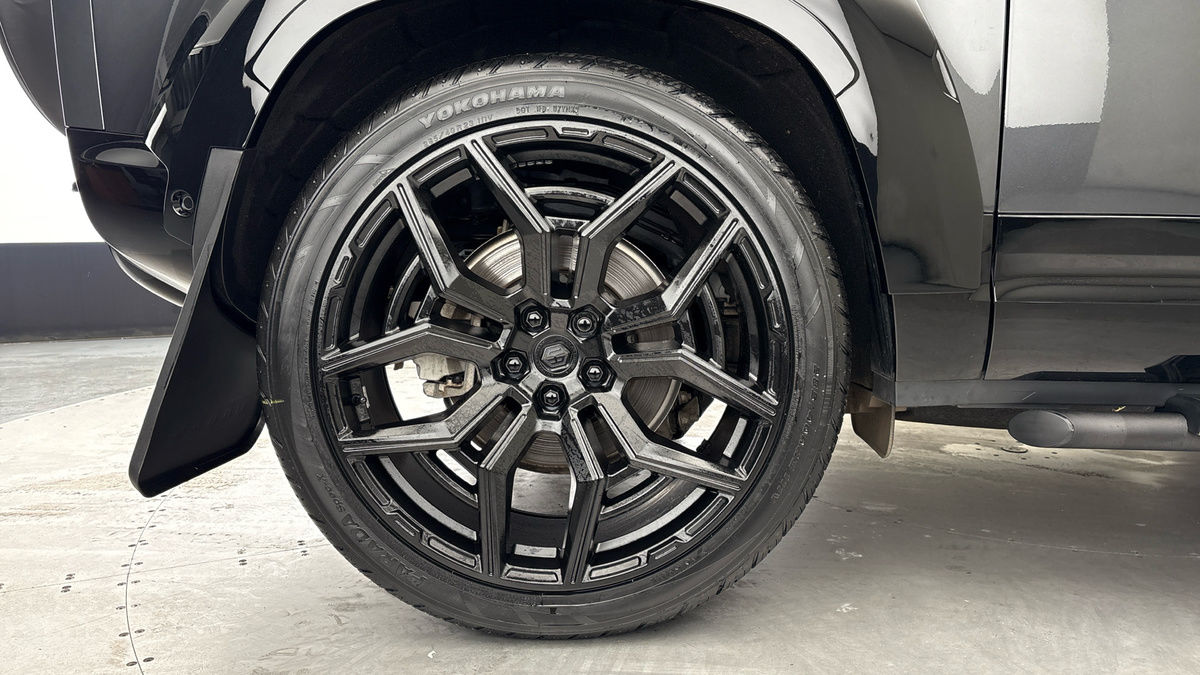 Used Land Rover Defender 2024 for sale - 77395052: Photo 10