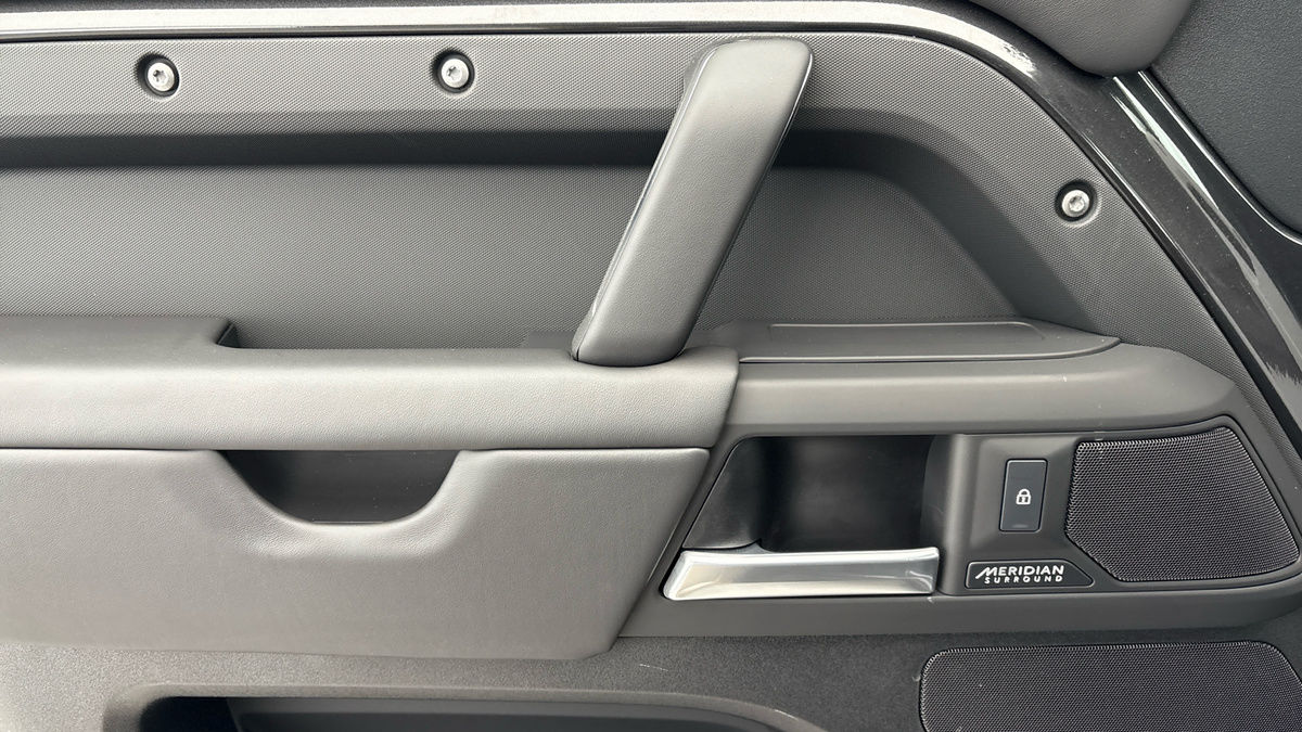 Used Land Rover Defender 2024 for sale - 77395052: Photo 19