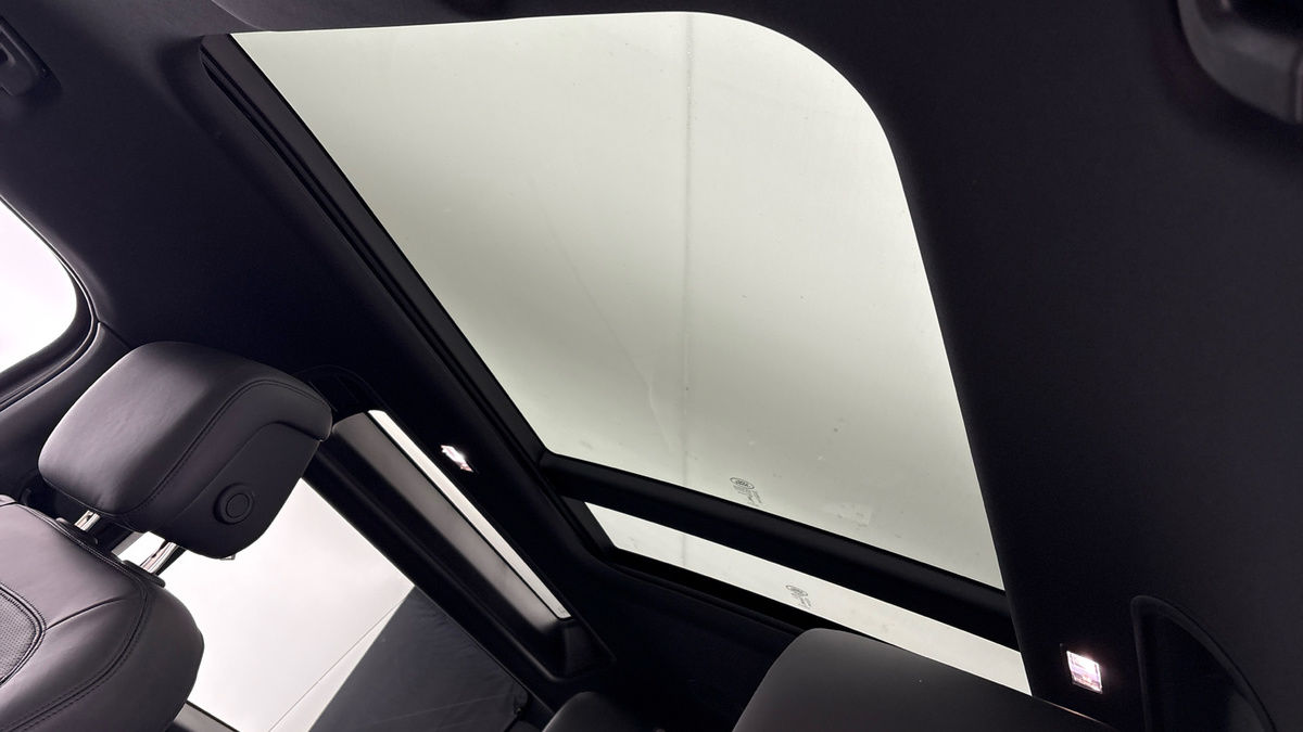 Used Land Rover Defender 2024 for sale - 77395052: Photo 6