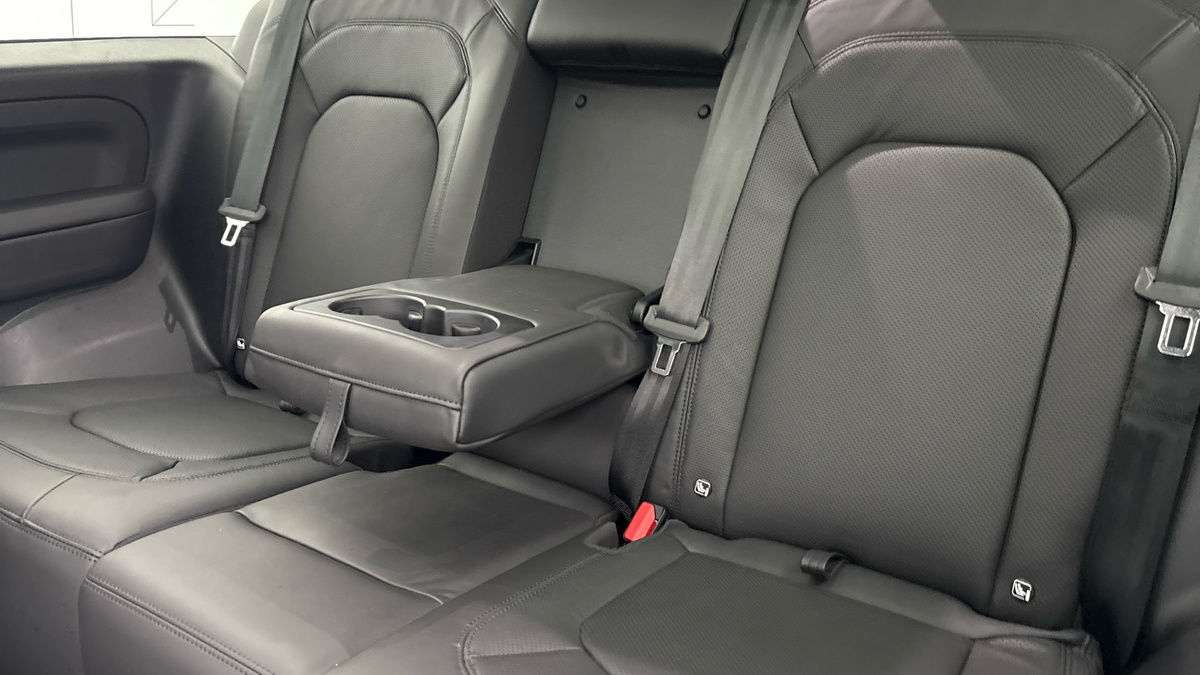 Used Land Rover Defender 2024 for sale - 77395052: Photo 9