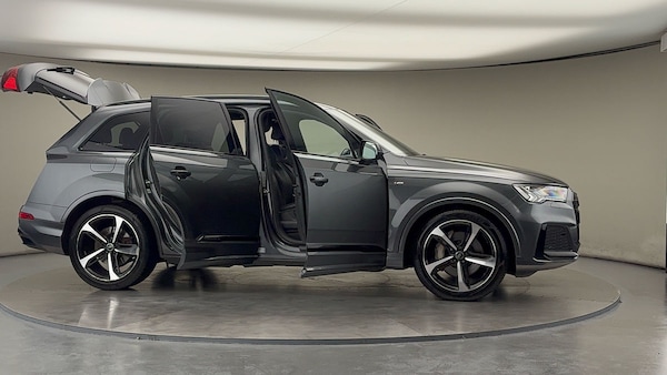 Used Audi Q7 2021 for sale - 76292333: Photo 56