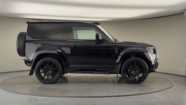 Used Land Rover Defender 90 2024 for sale - 76211094: Photo 16