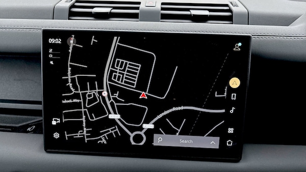 Used Land Rover Defender 90 2024 for sale - 76211094: Photo 17