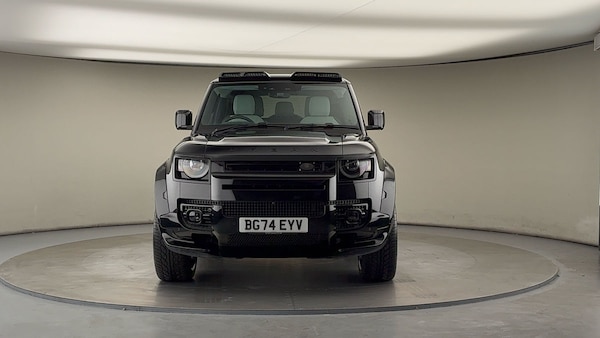 Used Land Rover Defender 90 2024 for sale - 76211094: Photo 3