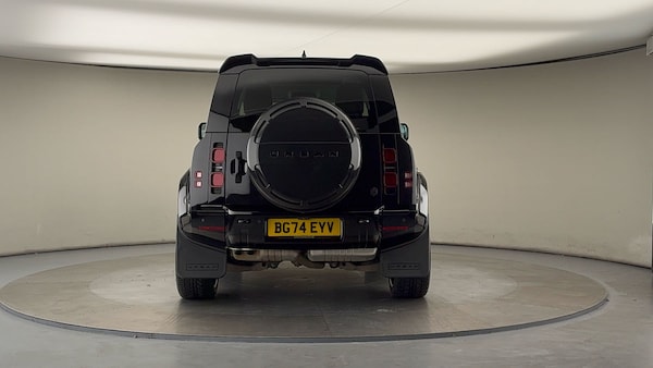 Used Land Rover Defender 90 2024 for sale - 76211094: Photo 4