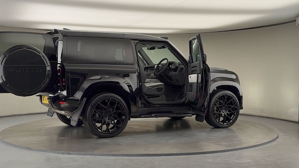 Used Land Rover Defender 90 2024 for sale - 76211094: Photo 62
