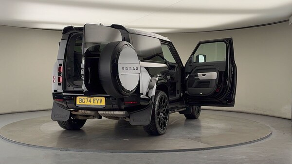 Used Land Rover Defender 90 2024 for sale - 76211094: Photo 64