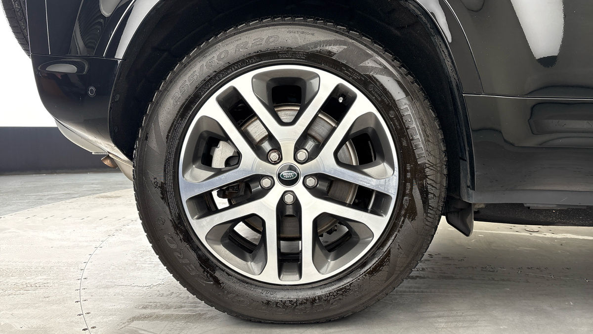 Used Land Rover Defender 110 2024 for sale - 76292332: Photo 10